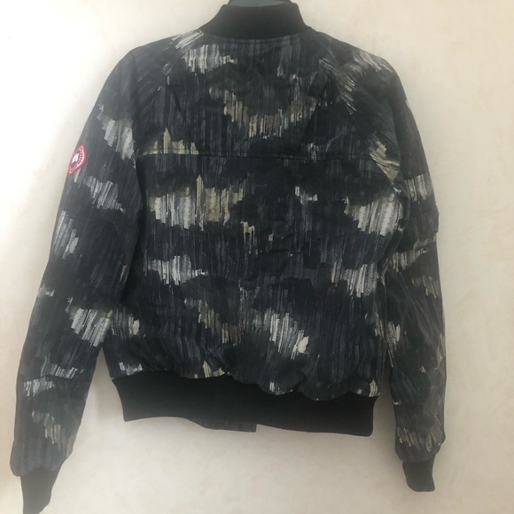 $475 Canada goose men fabor bomber jacket men size small - Picture 8 of 8